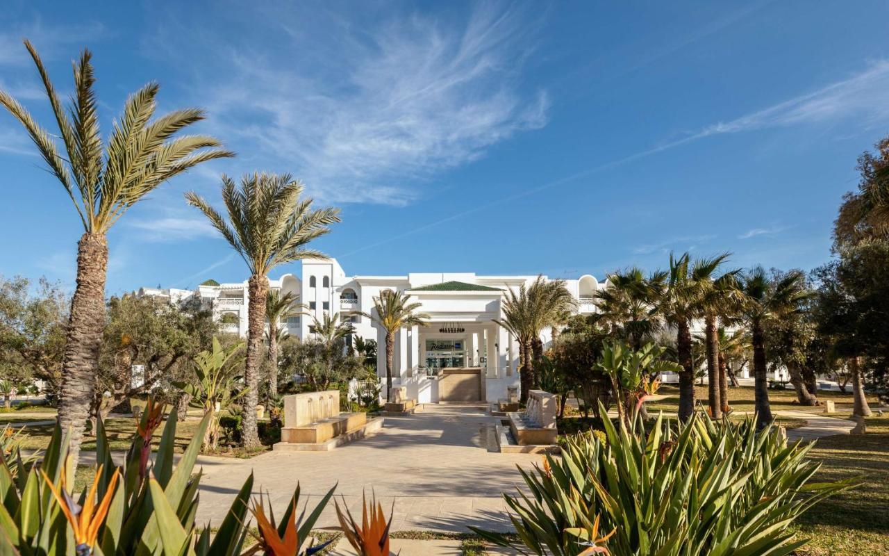 Radisson Blu Resort & Thalasso Hammamet Dış mekan fotoğraf The main entrance of the hotel