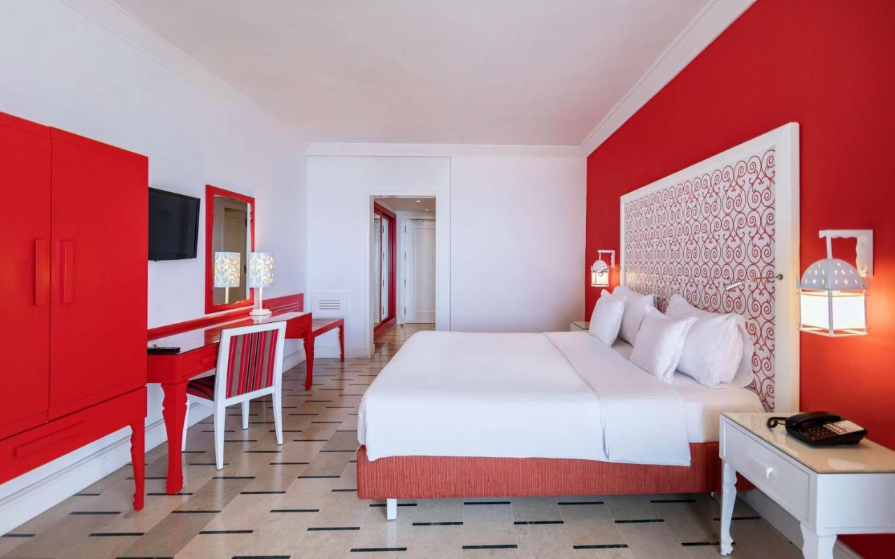 Radisson Blu Resort & Thalasso Hammamet Dış mekan fotoğraf A room at the hotel