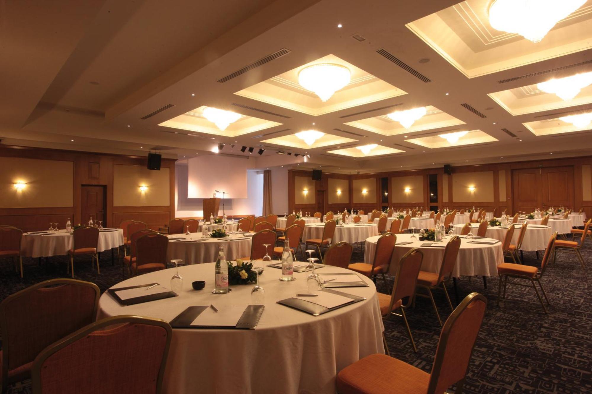 Radisson Blu Resort & Thalasso Hammamet Dış mekan fotoğraf The ballroom at the hotel